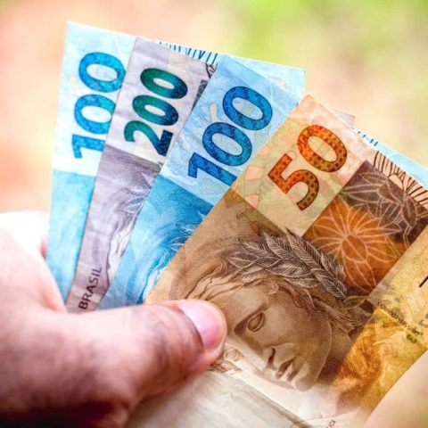 STF aprova plano do governo para devolver descontos do INSS