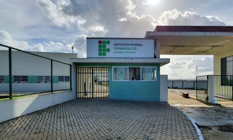 Governo Lula libera R$ 2,44 bilhões para o orçamento de universidades e institutos federais