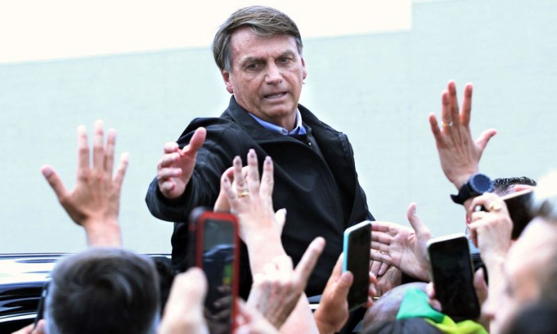 Bolsonaro diz: “foram achadas ‘partes de corpo humano’ em rio”