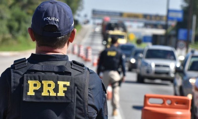 Polícia Rodoviária Federal deverá ter câmeras em uniformes em 2024