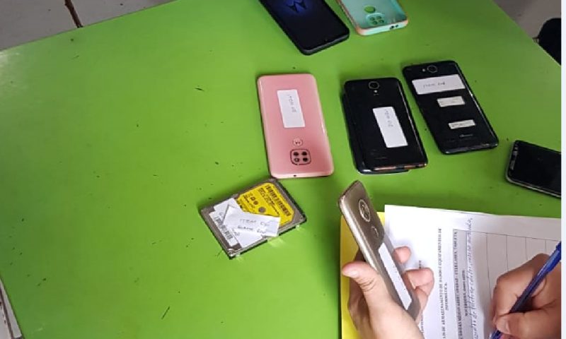 PF apreende celulares em casa de preso por estuprar vulnerável e distribuir pornografia infantil