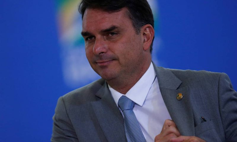 Receita impõe sigilo de 100 anos sobre ação em favor de Flávio Bolsonaro