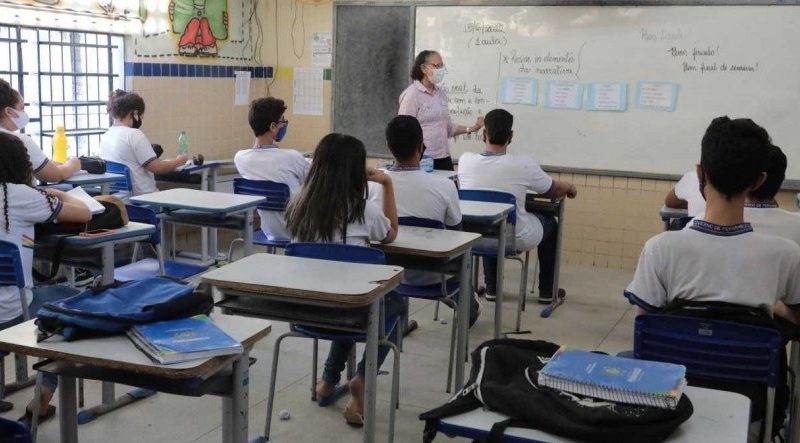 PRECATÓRIOS DO FUNDEF 2022: Pernambuco divulga data em que professores receberão o dinheiro