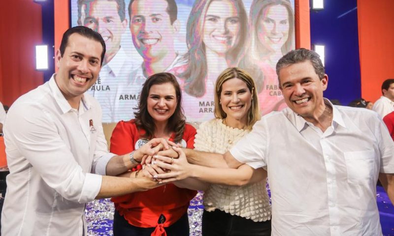 Armandinho faz ato de lançamento oficial da sua pré-candidatura, em Caruaru