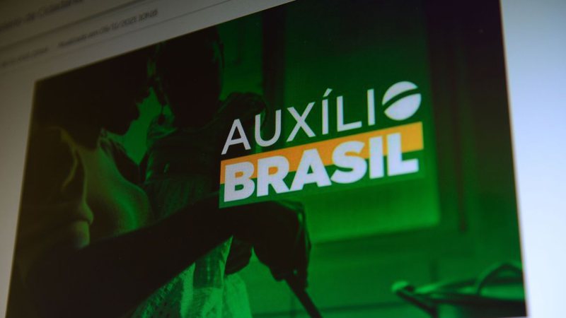 Meta do governo é pagar Auxílio Brasil de R$ 600 a partir de 9 de agosto, diz ministro