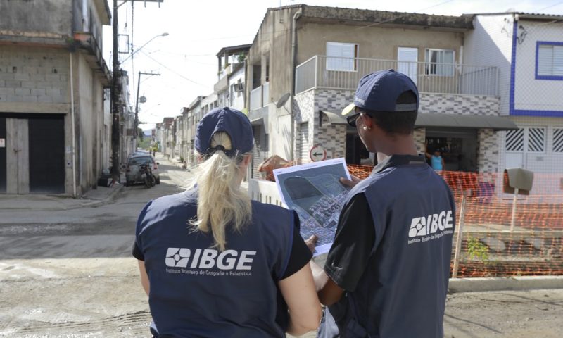 Prazo para inscrições no processo seletivo para 15 mil vagas de recenseador no IBGE termina hoje
