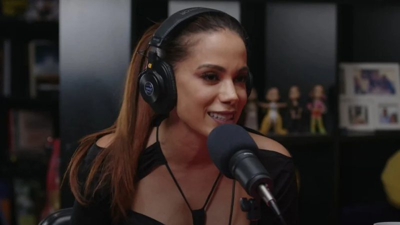 Anitta confessa ficar vários dias sem tomar banho e revela desejo de entrar em reality famoso; saiba qual