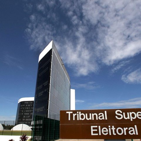 Eleições 2026: TSE aprova regras que vetam IA dias antes da votação e plataformas de sugestão de candidato