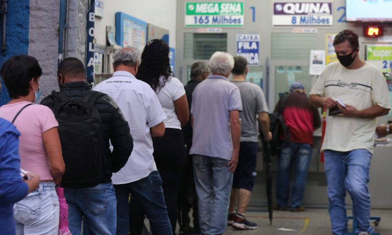 Mega-Sena 2524 sorteia R$ 200 milhões, maior prêmio do ano; saiba como apostar