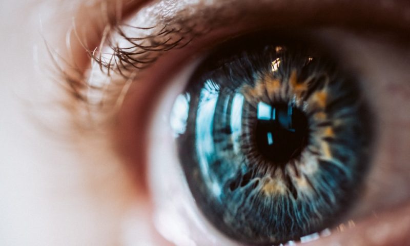 Doença ocular relacionada à idade pode levar à cegueira