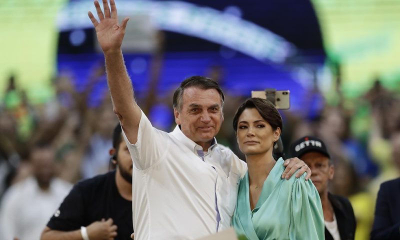 Governo Bolsonaro decreta sigilo de 100 anos até em visitas a Michelle