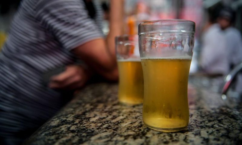 Consumo de álcool está associado a 61 doenças, mostra estudo; saiba quais