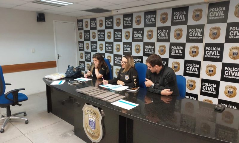 Polícia investiga desvio e lavagem de dinheiro e afasta agentes públicos em PE