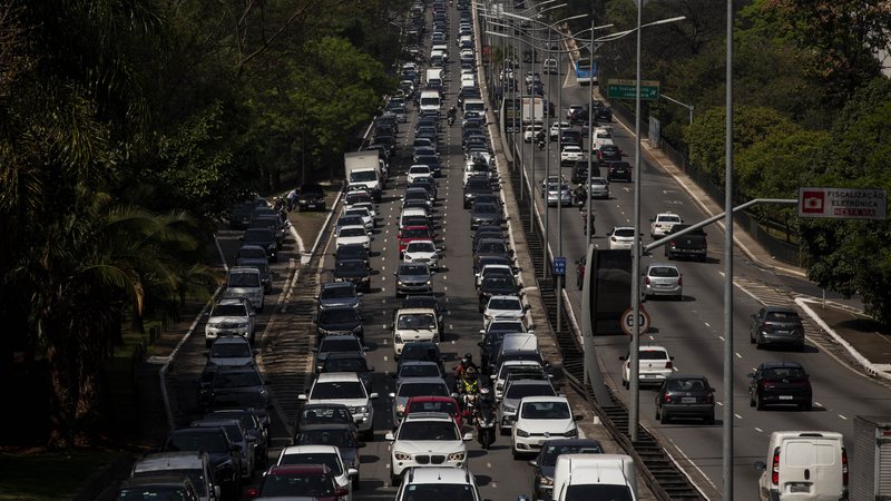 Bloqueio de CNH fica mais fácil e rápido para juízes