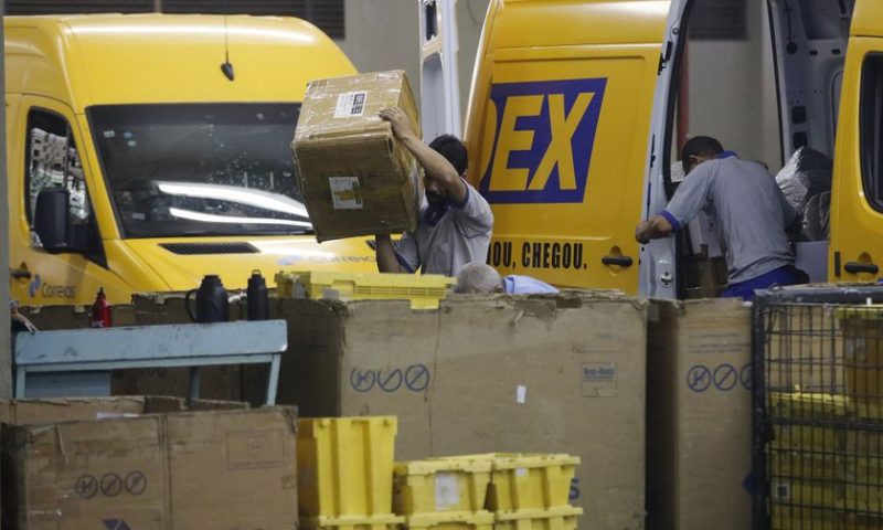 Empregados dos Correios desistem de greve na véspera da Black Friday