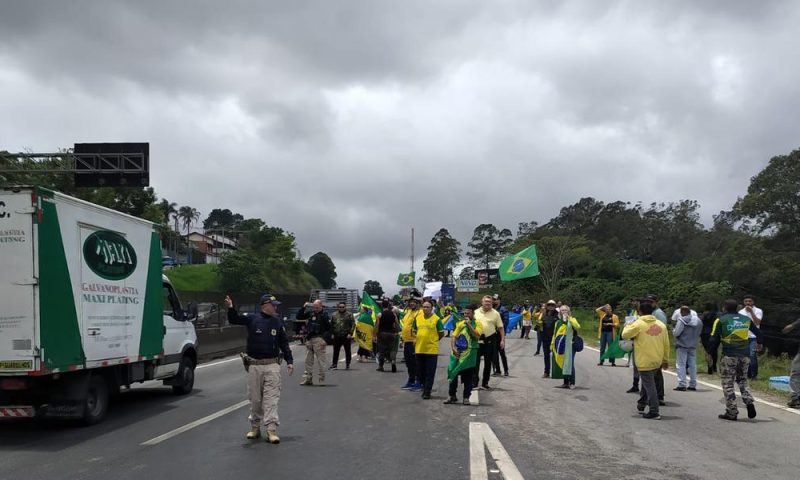 Manifestantes acumulam mais de R$ 5,5 milhões de multas recebidas por bloqueios em rodovias