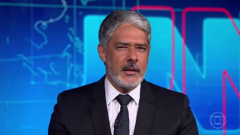 William Bonner desmente fake news que morreu no palco do Jornal Nacional