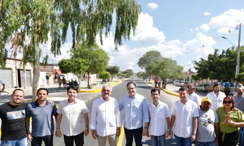 No fim da gestão, Paulo Câmara inaugura três novas estradas