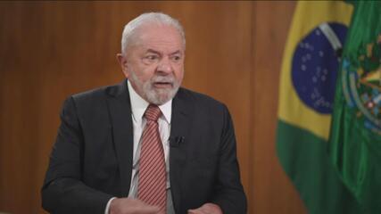 Empresário fica rico porque os trabalhadores trabalham, não ele, diz Lula