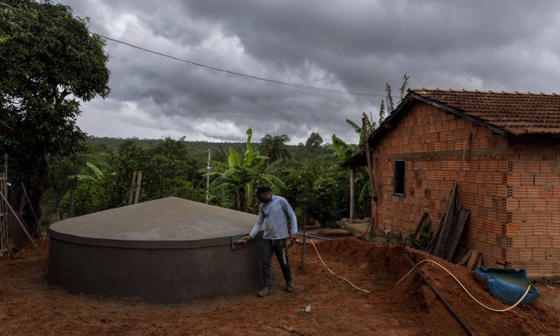 Famílias pobres são enganadas e pagam para receber cisternas sob Bolsonaro