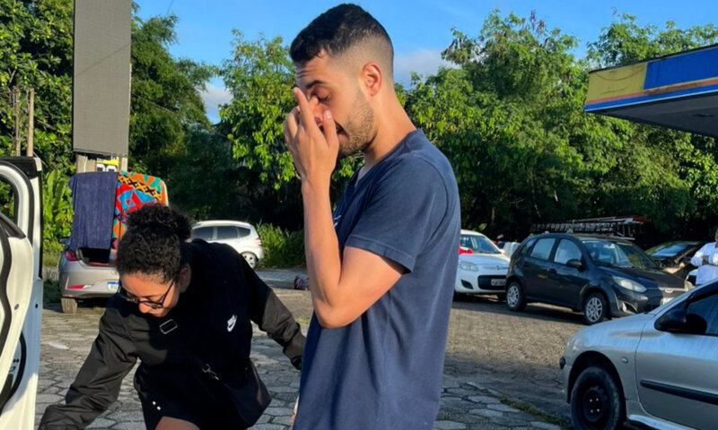 Exploração:Mulher paga R$ 144 por 4 garrafas de água e 2 biscoito após tragédia em SP