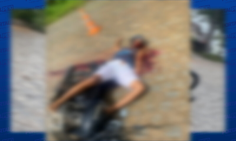 Jovem é executado a tiros enquanto pilotava moto em Água Preta,PE