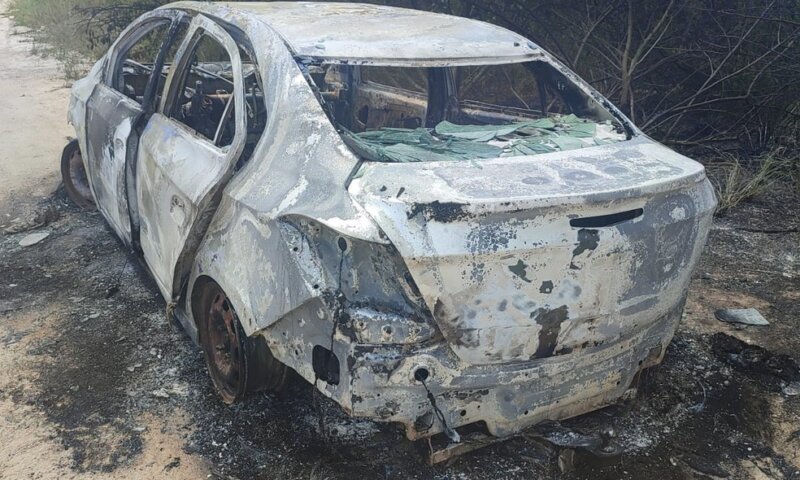 Polícia investiga se carro encontrado incendiado foi usado pelo assassino do personal trainer Rodrigo Gama