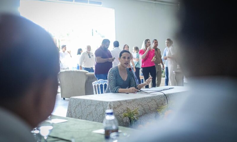 Raquel Lyra reúne prefeitos do Sertão pela segunda vez para apresentar ações realizadas e ouvir demandas