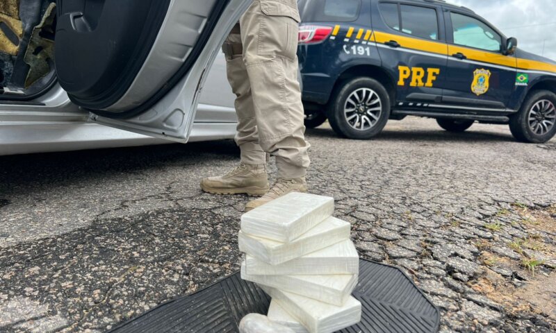 PRF apreende carga de cocaína avaliada em R$ 1 milhão na BR 232