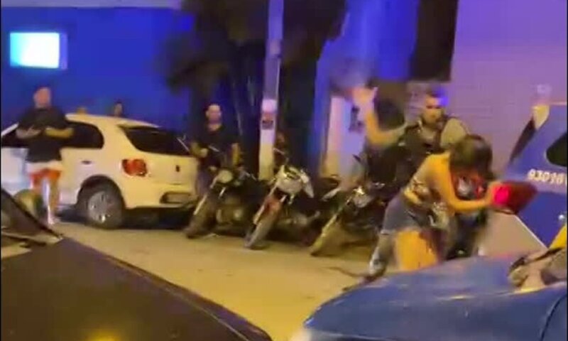 Governo Raquel Lyra pede afastamento  de PMs filmados agredindo mulher em Primavera,PE