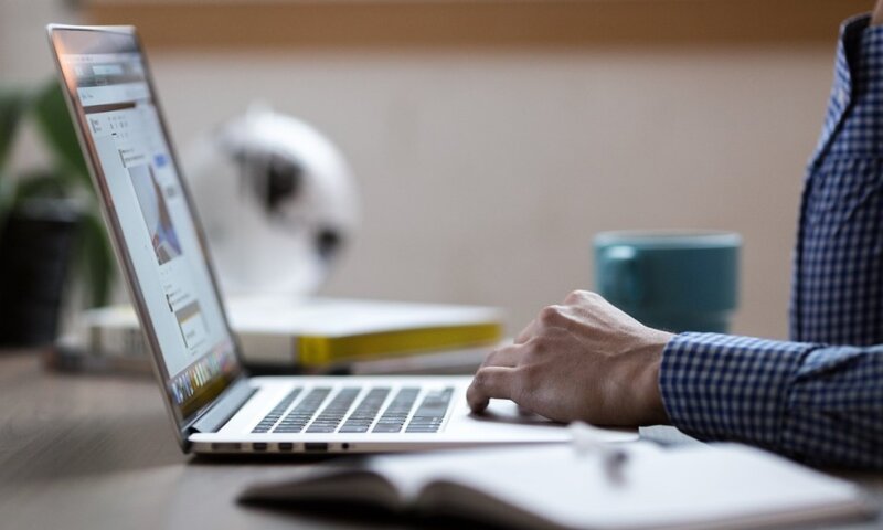 Sesi abre 300 vagas para cursos gratuitos à distância em PE; veja como se inscrever