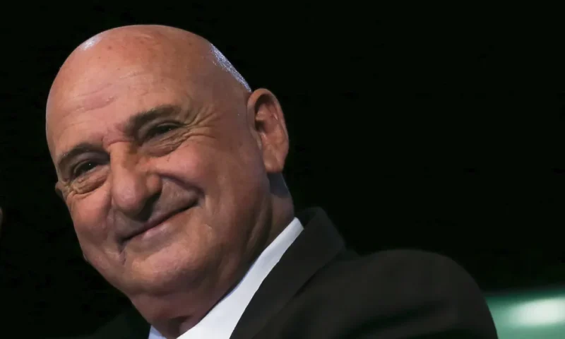 Moraes dá 48 horas para PF ouvir ex-chefe do GSI