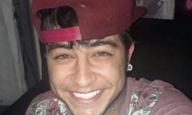 Jovem de 24 anos é morto a facadas em São Paulo; suspeito preso era procurado por feminicídio em Barreiros,PE