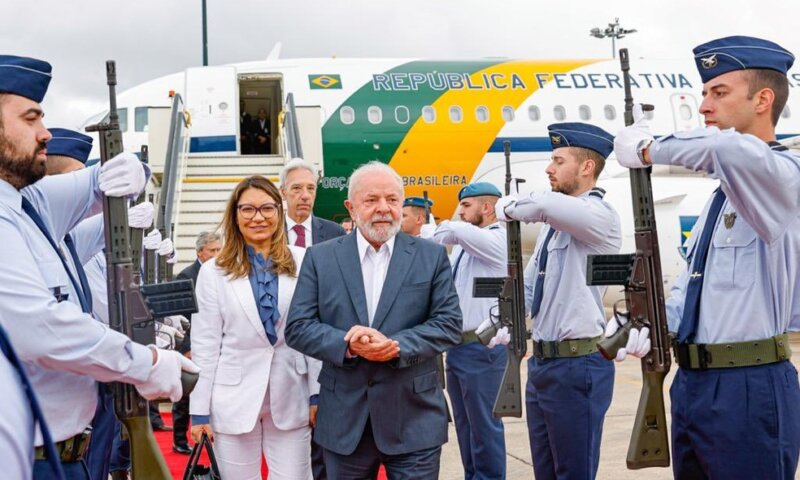 Lula desembarca em Lisboa com previsão de assinar mais de 10 acordos