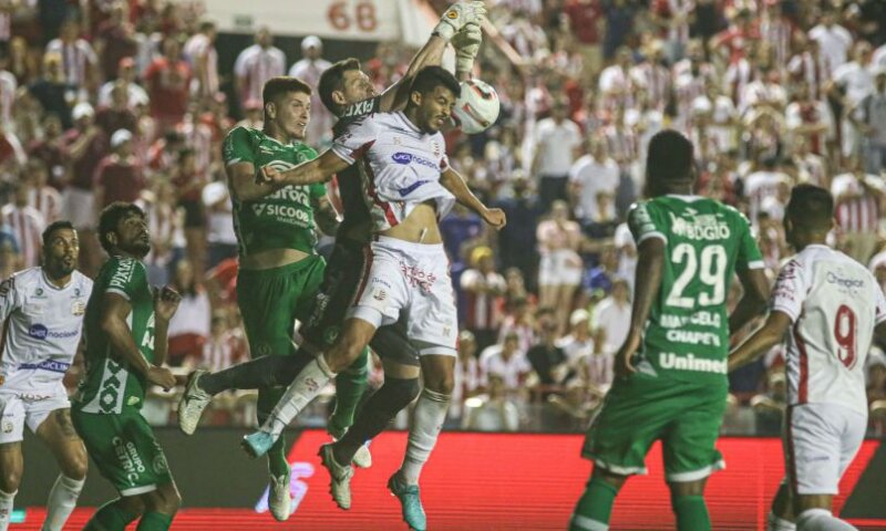 Presidente do Vila Nova pede a CPI que investigue partida que evitou rebaixamento da Chapecoense contra o Náutico