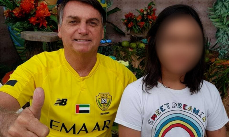 Dados de vacinação de Bolsonaro e sua filha foram forjados para garantir a entrada nos Estados Unidos