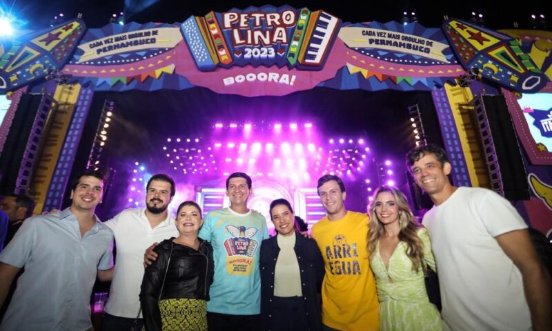 Com investimento de R$ 1 milhão,Raquel Lyra prestigia São João de Petrolina,PE