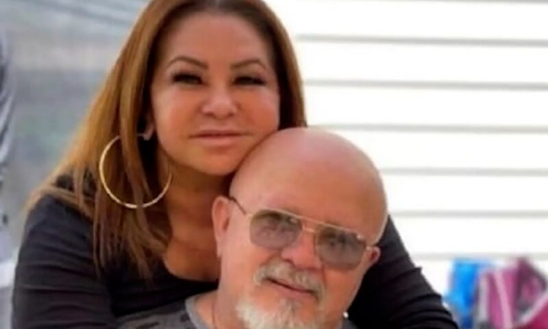 Casal de empresários é encontrado morto a facadas dentro de condomínio de luxo