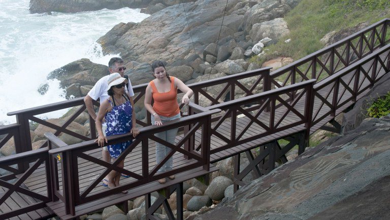 De janeiro a maio, número de turistas internacionais no Brasil cresce 108% e se aproxima dos 3 milhões