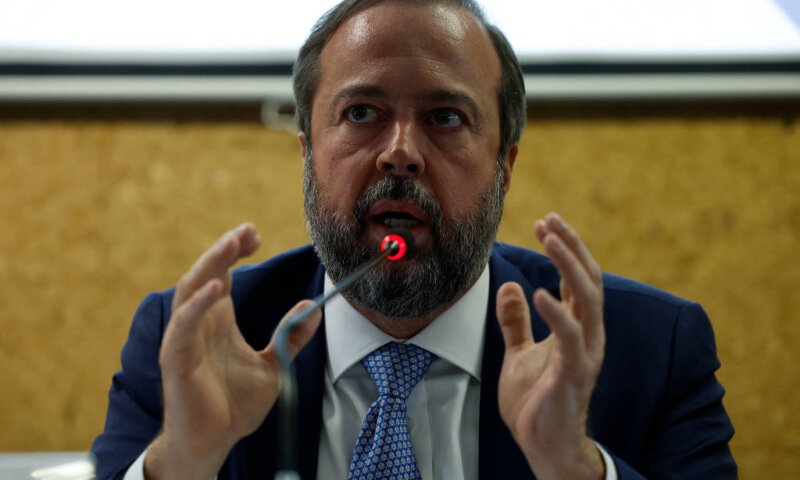 Ministro diz que apagão foi causado após sobrecarga no CE, não descarta dolo e aciona Policia Federal