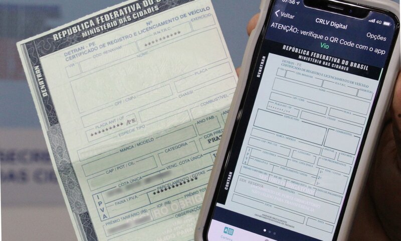 A partir deste domingo (1°), veículos com placas terminadas em 1 e 2 devem circular com CRLV 2023