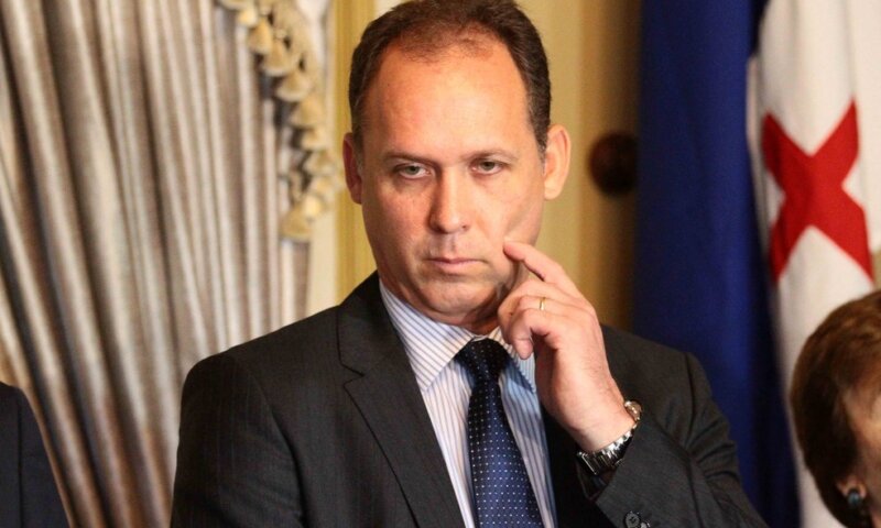 Governadora Raquel Lyra anuncia delegado Alessandro Carvalho como novo secretário de Defesa Social