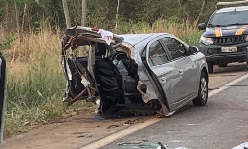 Professora grávida morre em batida a caminho do parto; sua mãe e o bebê também morreram