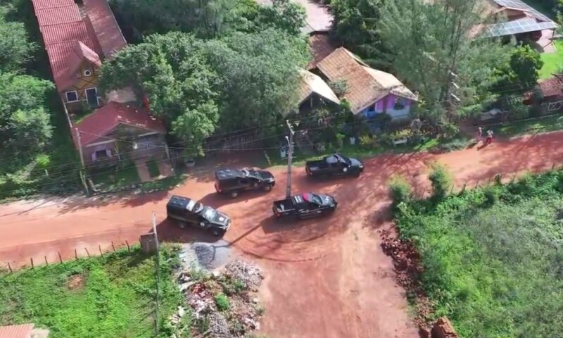 Buscas por detentos em fuga mobilizam mais de 300 agentes, helicópteros e drones