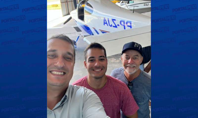 Pai, filho e piloto morrem após queda de avião na Bahia
