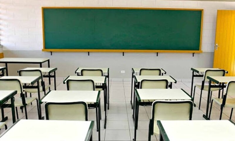 Reajuste de R$ 6.465,09 para os professores da rede estadual no Ceará é o mais alto do Nordeste