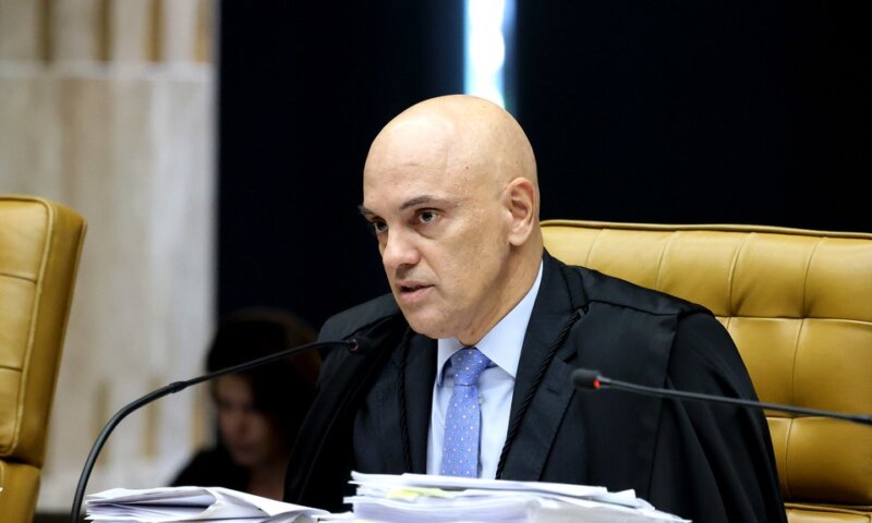 Alexandre de Moraes rejeita recurso e mantém Bolsonaro inelegível