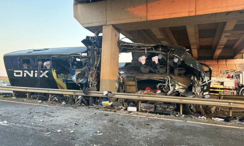 10 mortos: sete pessoas da mesma família morreram em acidente com ônibus no interior de São Paulo