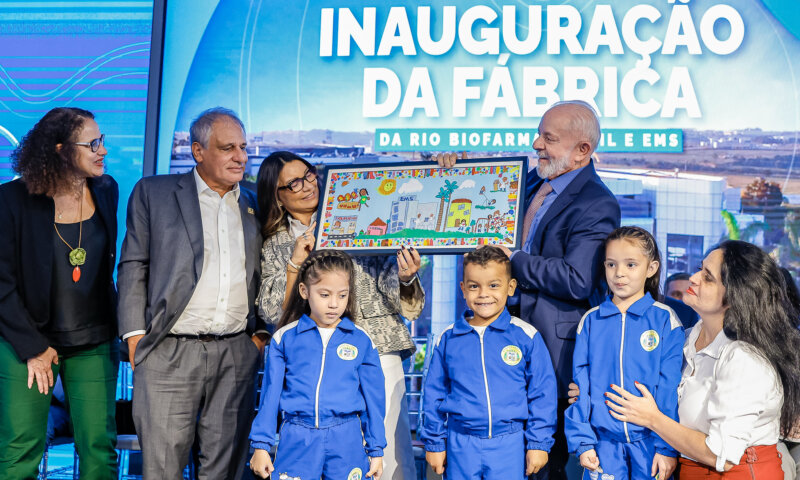 Lula inaugura fábrica de medicamentos para diabetes e obesidade