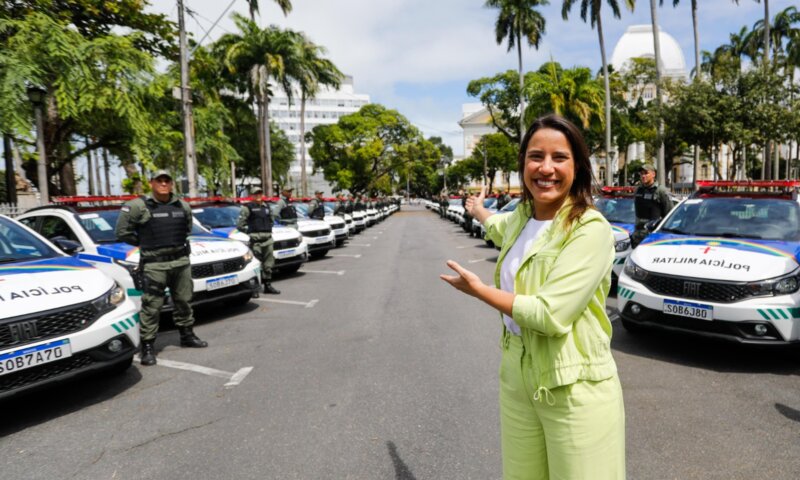 Governadora Raquel Lyra entrega 112 novas viaturas para a Polícia Militar e Corpo de Bombeiros